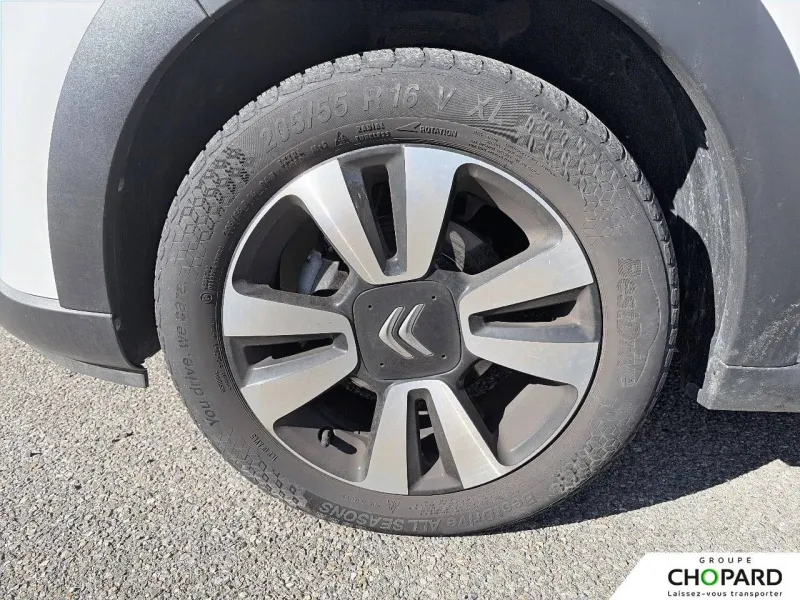 Image secondaire du véhicule 22