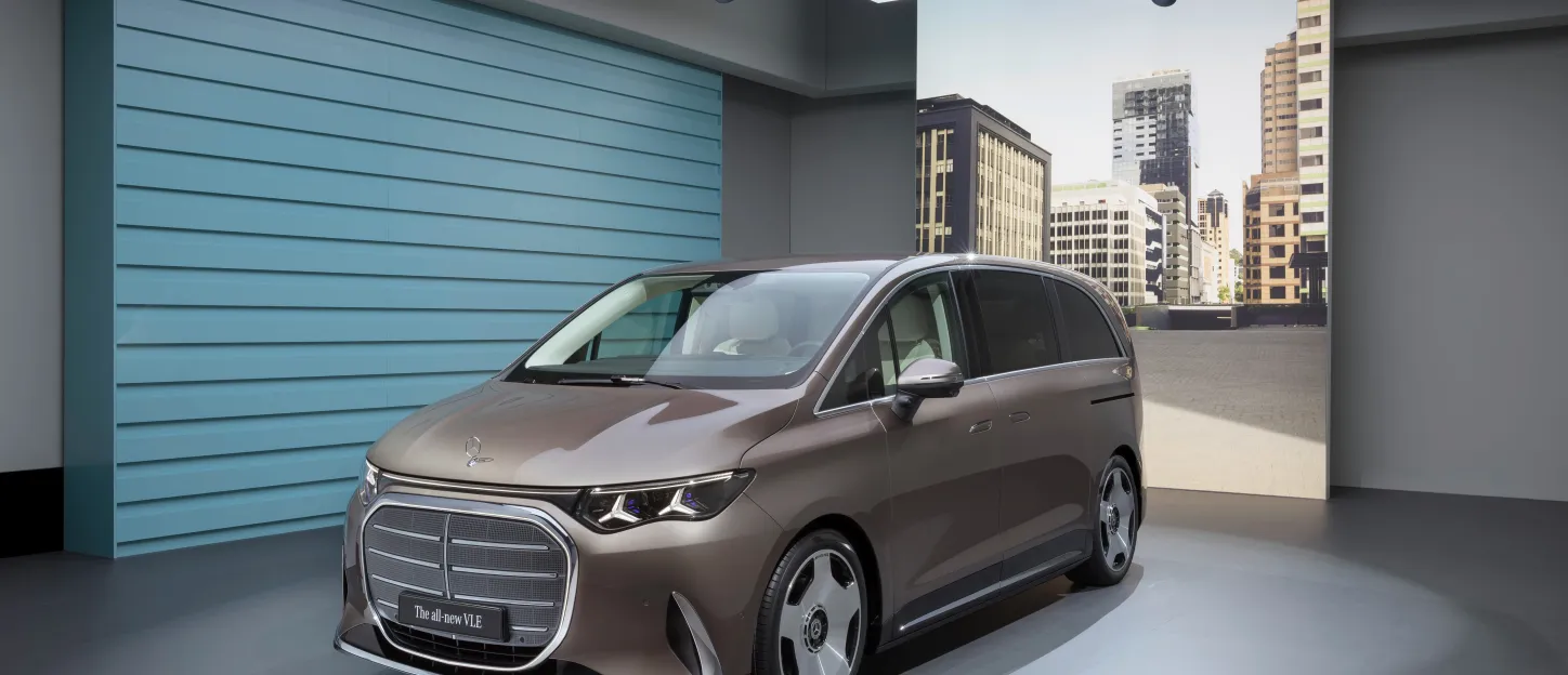 Mercedes VLE : 3/4 avant