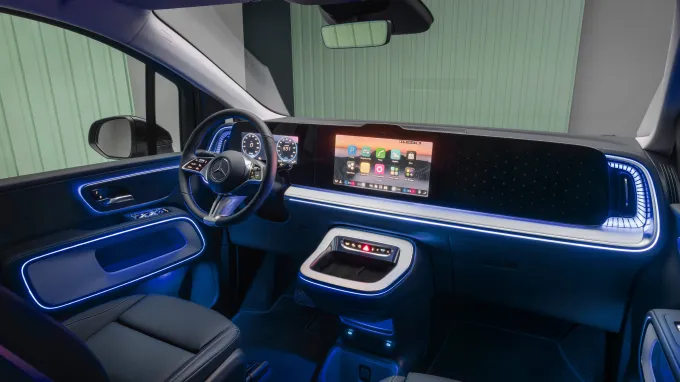 Mercedes VLE : Planche de bord