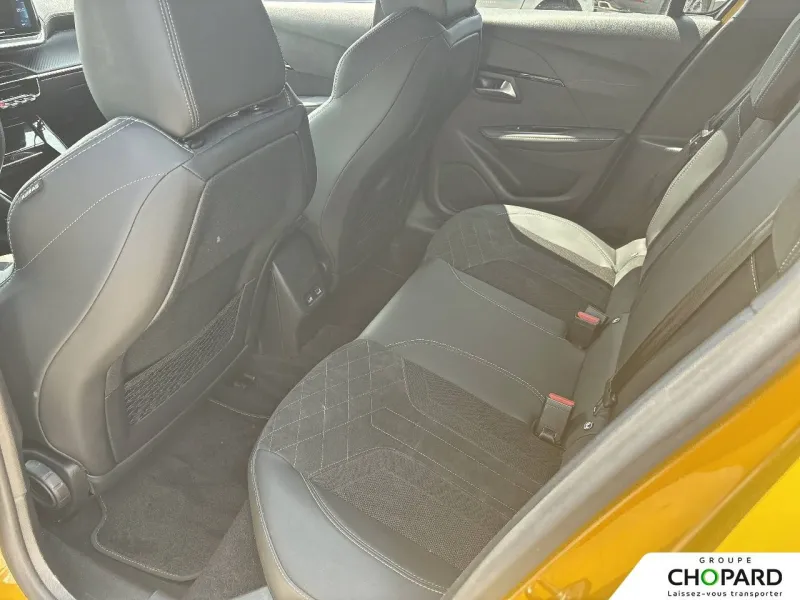 Image secondaire du véhicule 12