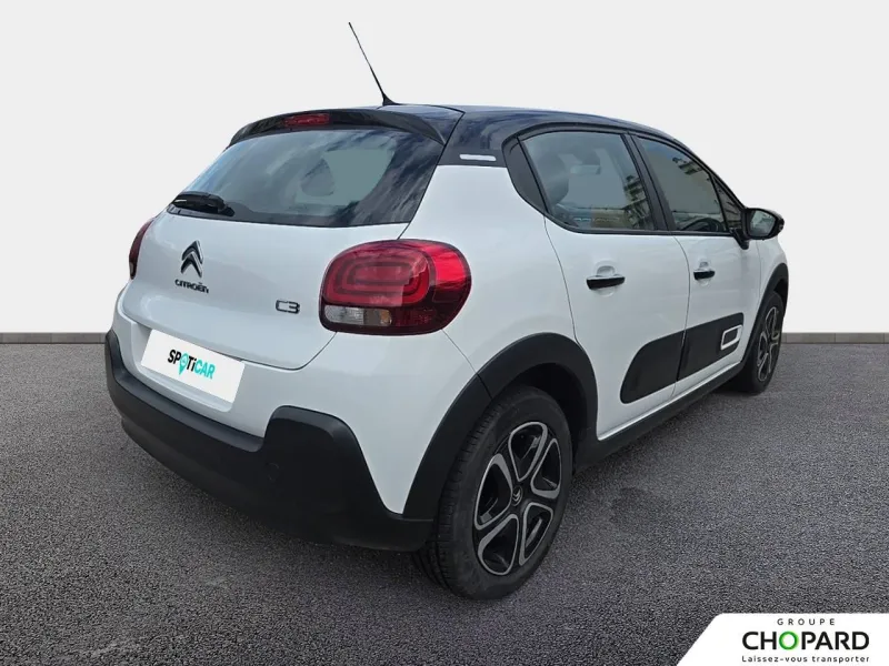 Image secondaire du véhicule 9