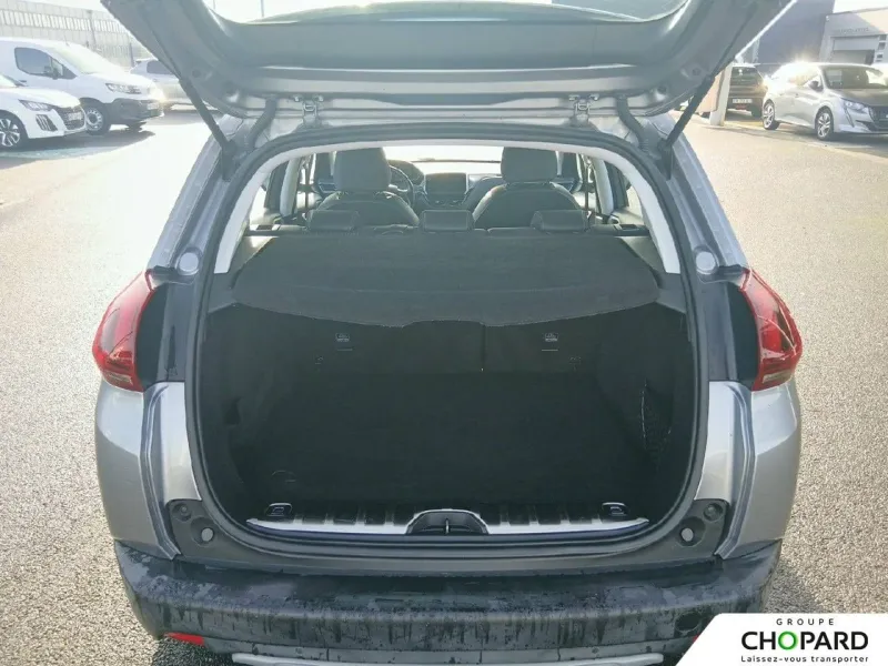 Image secondaire du véhicule 9