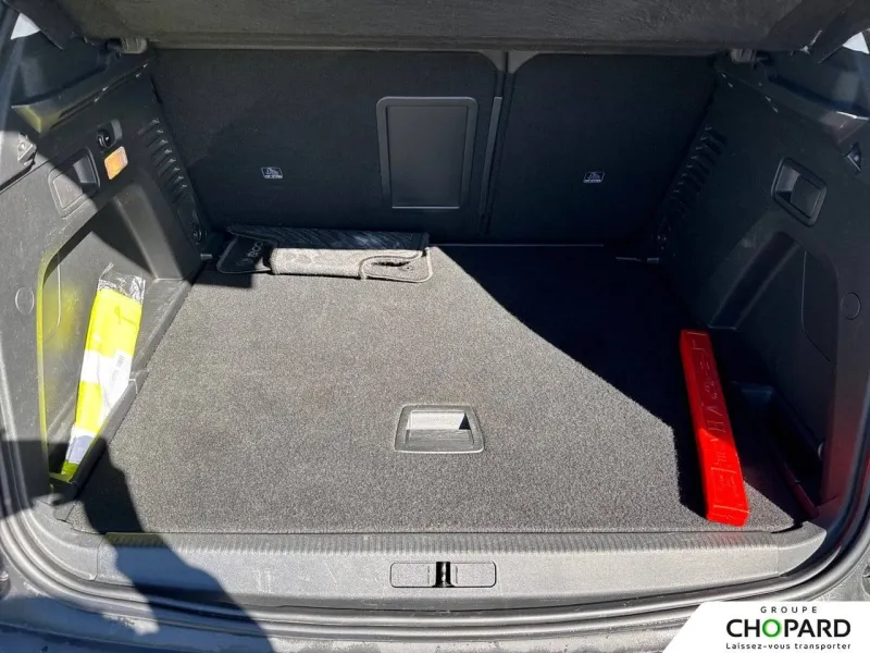 Image secondaire du véhicule 9