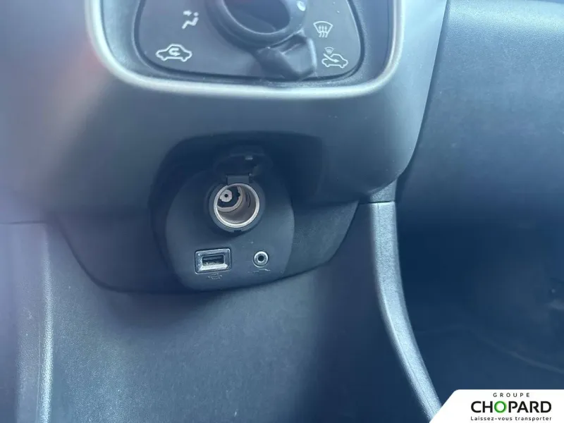 Image secondaire du véhicule 22