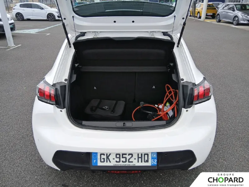 Image secondaire du véhicule 9