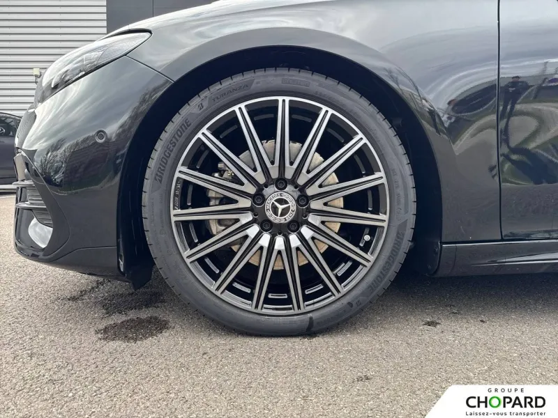 Image secondaire du véhicule 22