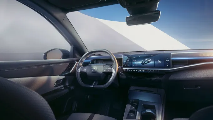 Opel Grandland 2024 : intérieur et planche de bord