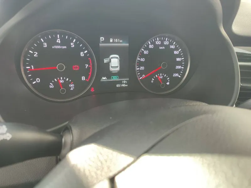 Image secondaire du véhicule 10