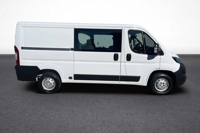 Image secondaire du véhicule 8