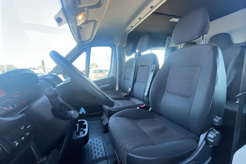 Image secondaire du véhicule 10