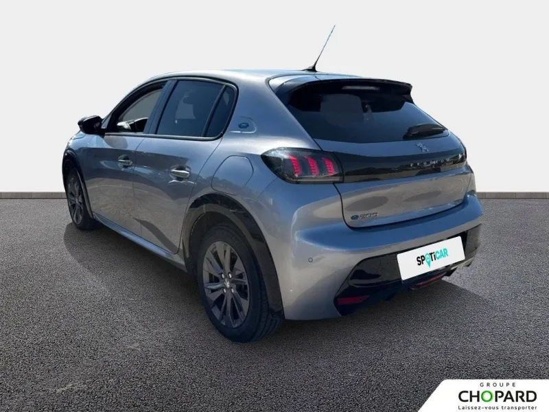 Image secondaire du véhicule 8