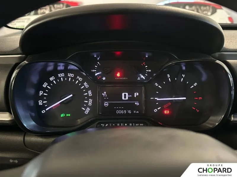 Image secondaire du véhicule 22