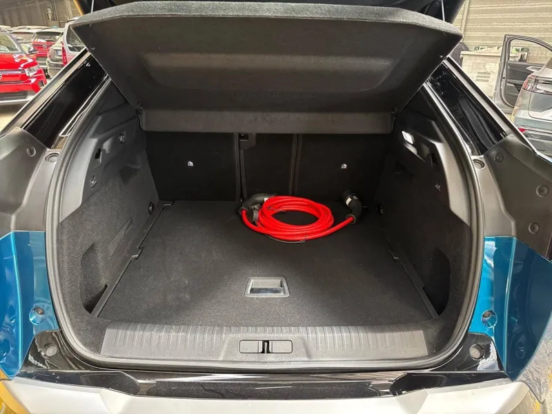 Image secondaire du véhicule 12