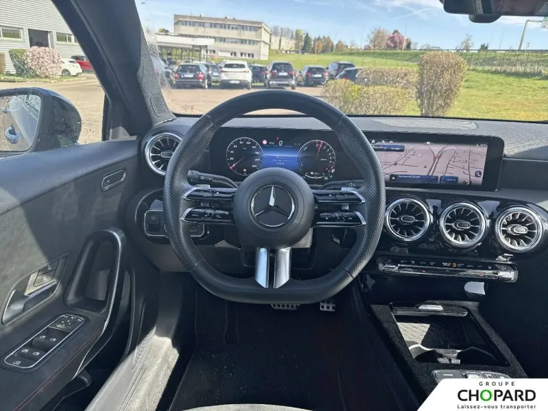 Image secondaire du véhicule 3