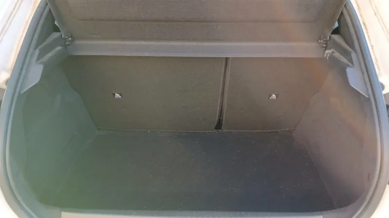 Image secondaire du véhicule 10