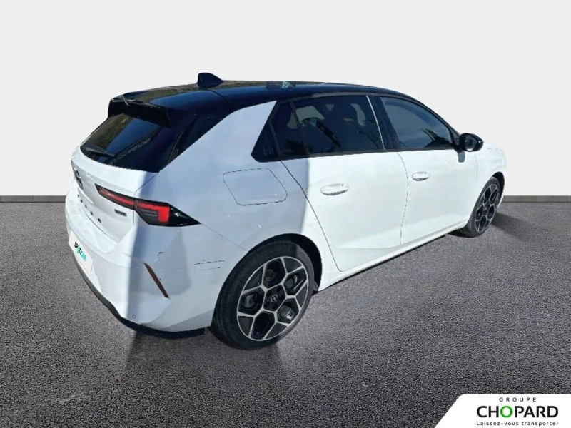 Image secondaire du véhicule 4