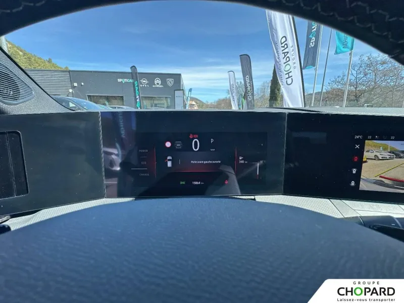 Image secondaire du véhicule 18