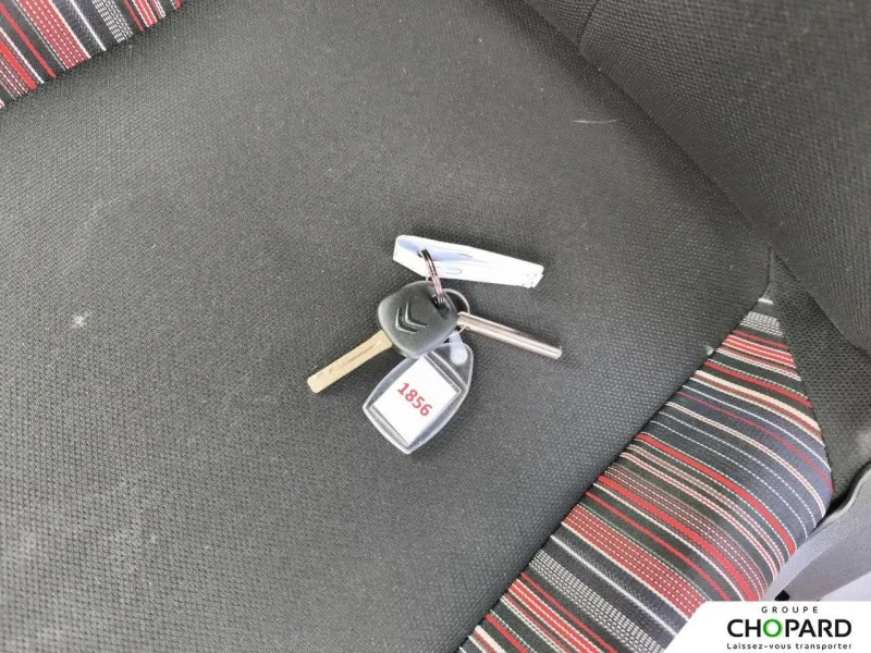 Image secondaire du véhicule 15