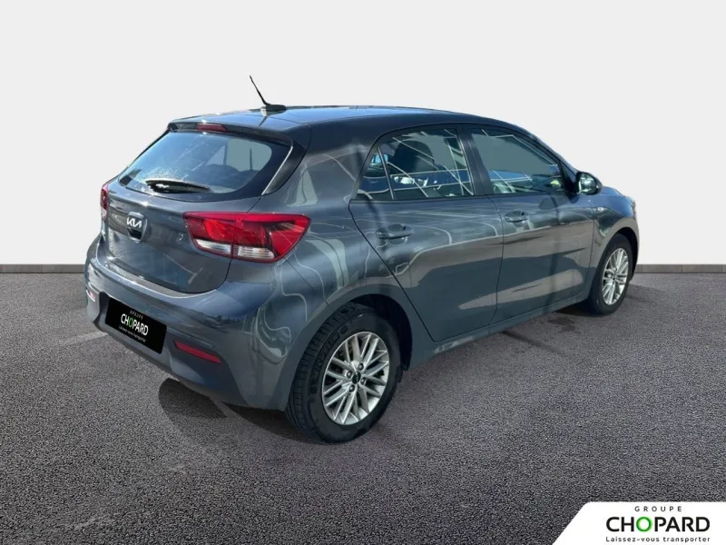 Image secondaire du véhicule 4