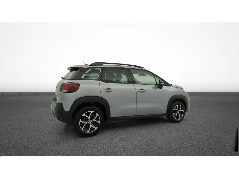 Image secondaire du véhicule 10