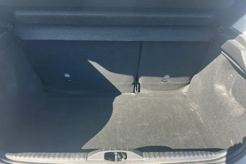 Image secondaire du véhicule 10