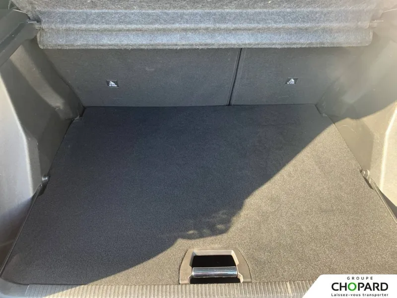 Image secondaire du véhicule 7