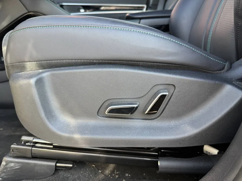 Image secondaire du véhicule 4