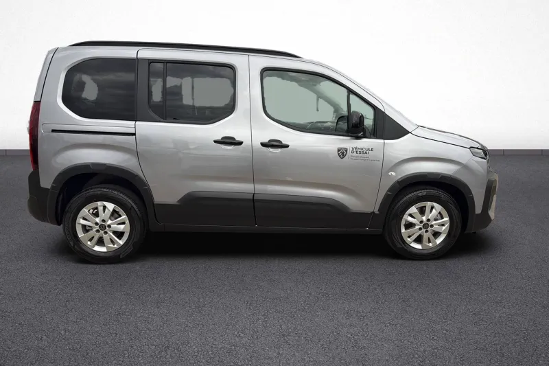 Image secondaire du véhicule 8