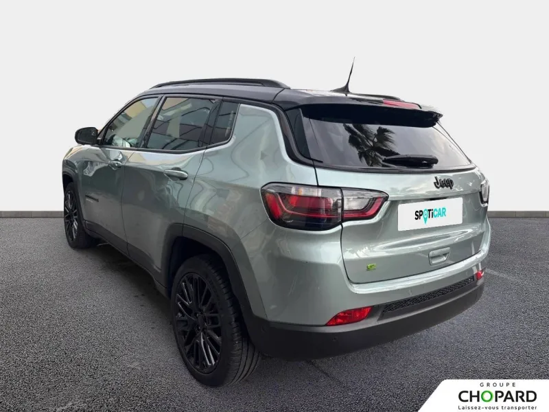 Image secondaire du véhicule 8