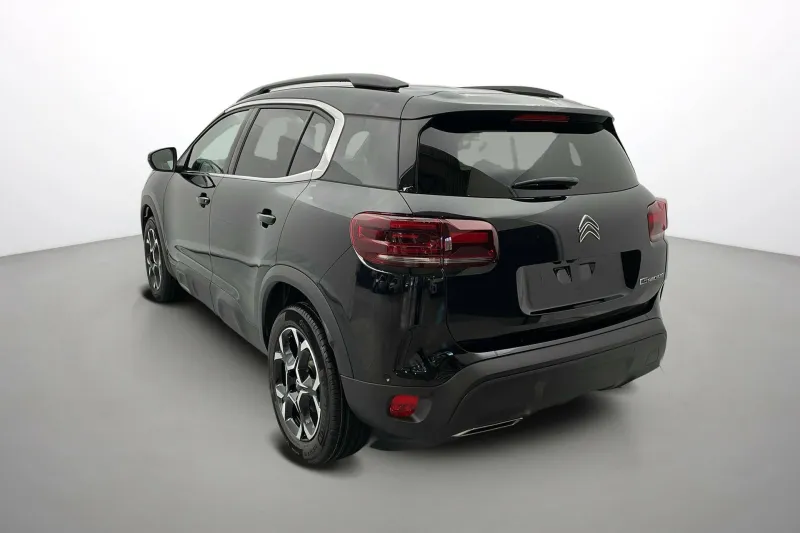 Image secondaire du véhicule 4