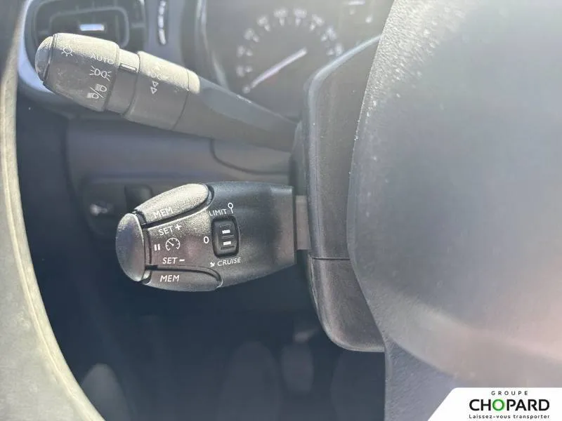 Image secondaire du véhicule 14