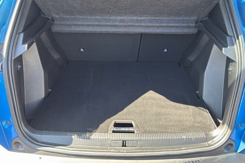 Image secondaire du véhicule 10