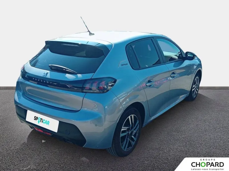 Image secondaire du véhicule 9