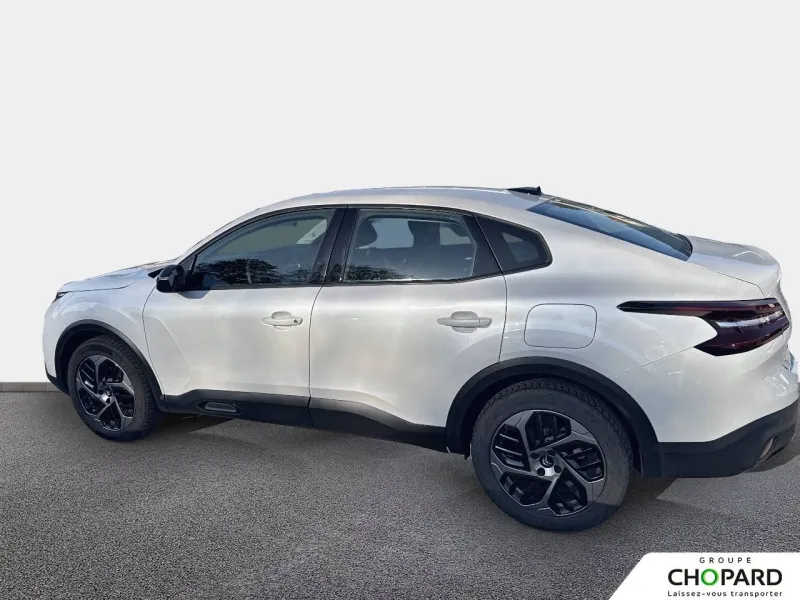 Image secondaire du véhicule 10