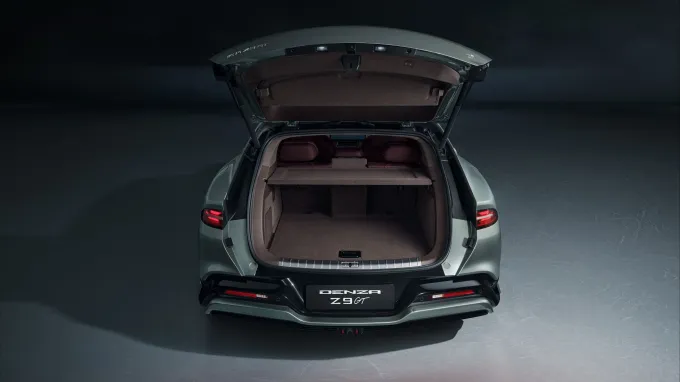 Denza Z9 GT : Coffre