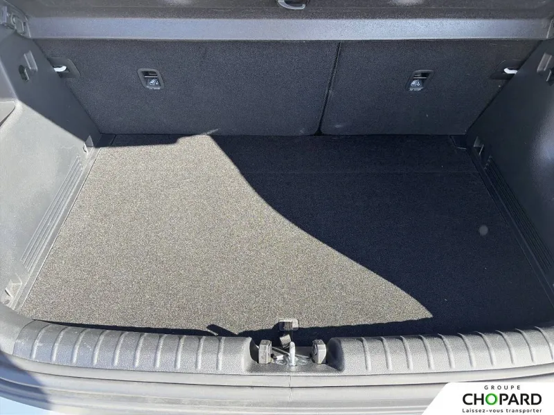 Image secondaire du véhicule 9