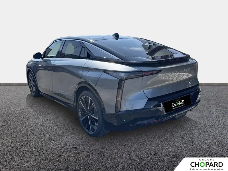 Image secondaire du véhicule 8