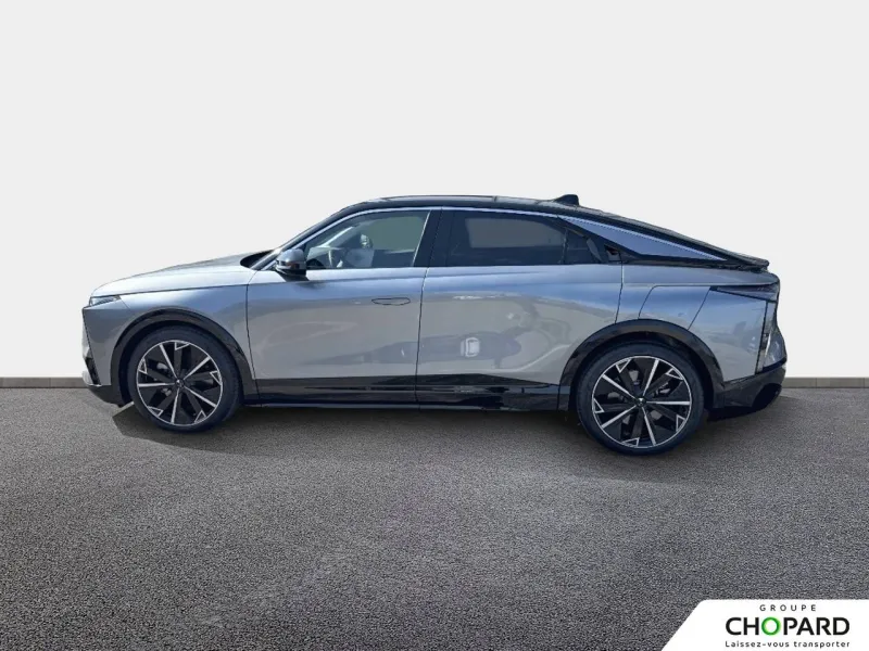 Image secondaire du véhicule 10