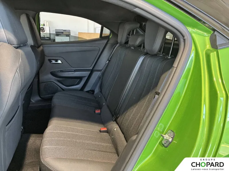 Image secondaire du véhicule 12