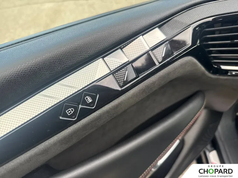 Image secondaire du véhicule 3