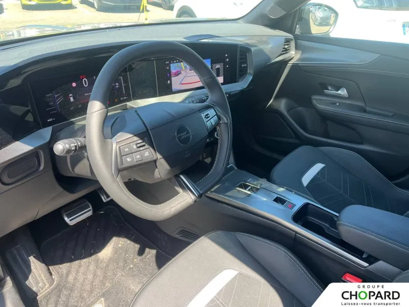 Image secondaire du véhicule 11