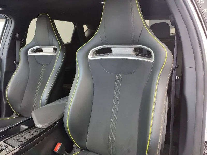 Image secondaire du véhicule 9