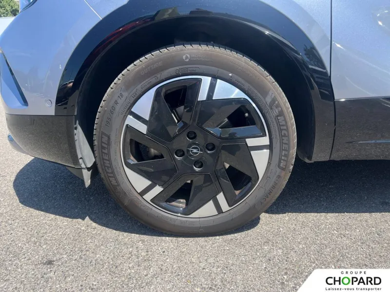 Image secondaire du véhicule 13