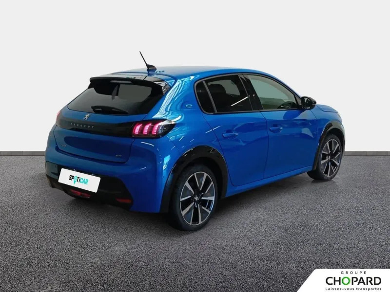 Image secondaire du véhicule 9