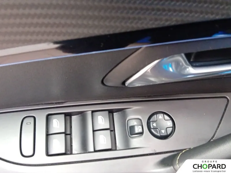 Image secondaire du véhicule 17