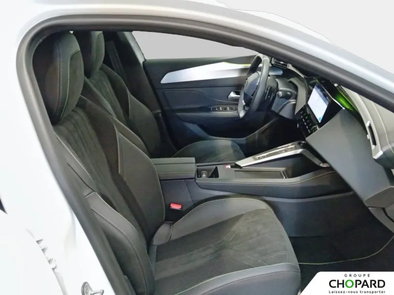 Image secondaire du véhicule 8