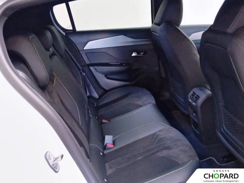 Image secondaire du véhicule 12