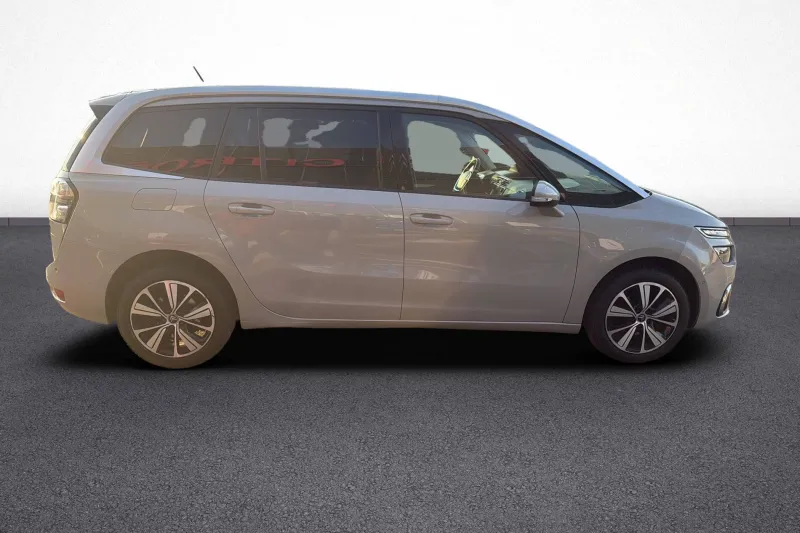 Image secondaire du véhicule 8