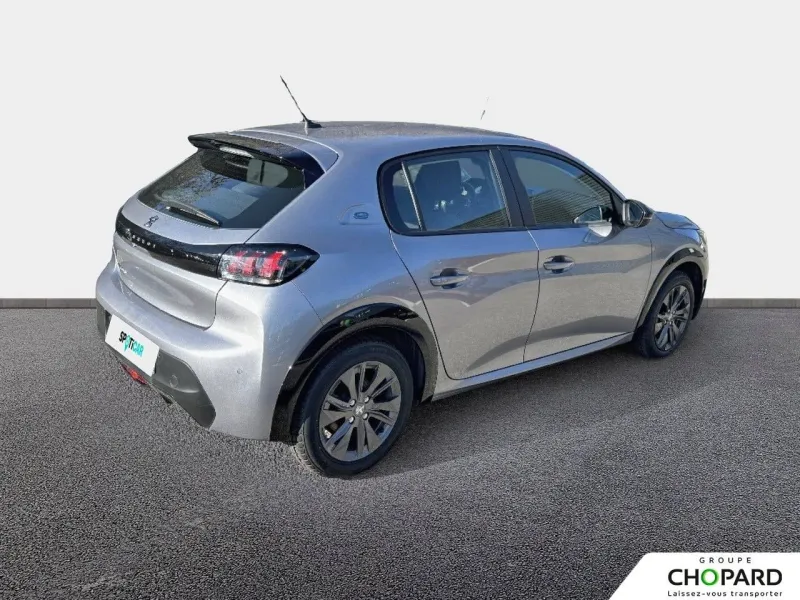 Image secondaire du véhicule 4