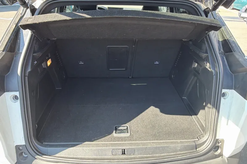 Image secondaire du véhicule 10